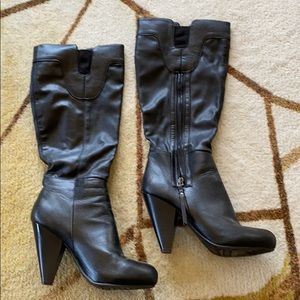 Unlisted:Kenneth Cole sz 8.5 boots